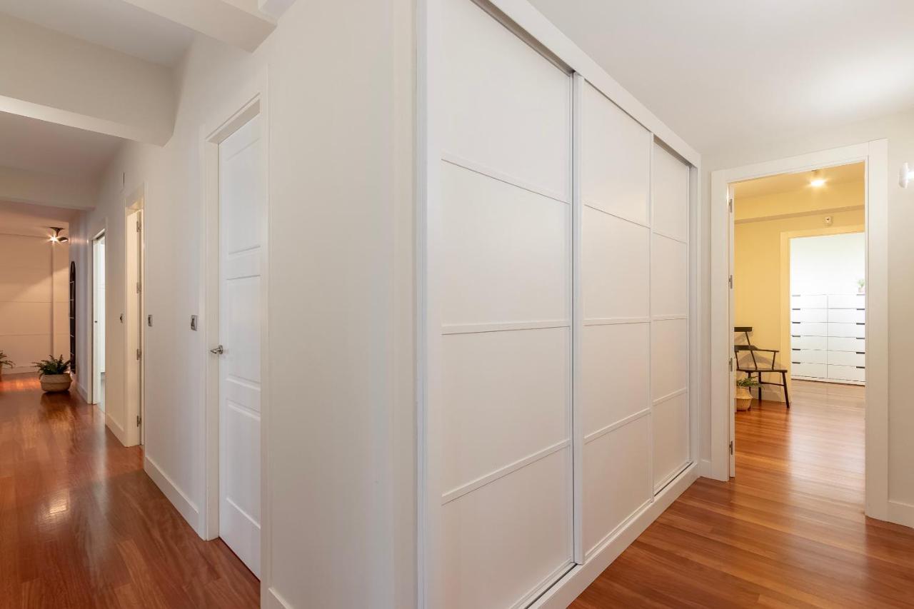 Gran Apartamento Con Estilo En El Centro De Bilbao Extérieur photo