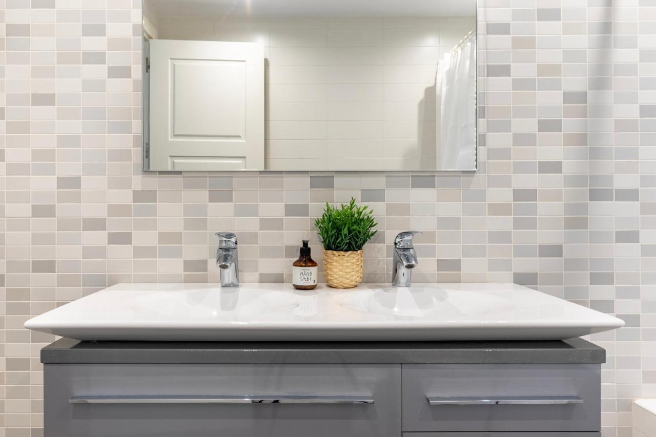 Gran Apartamento Con Estilo En El Centro De Bilbao Extérieur photo
