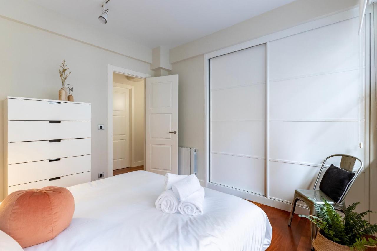 Gran Apartamento Con Estilo En El Centro De Bilbao Extérieur photo